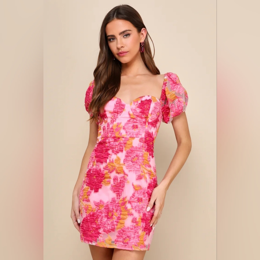 NWOT Lulu's Luxe Direction Pink Floral Jacquard Puff Sleeve Mini Dress